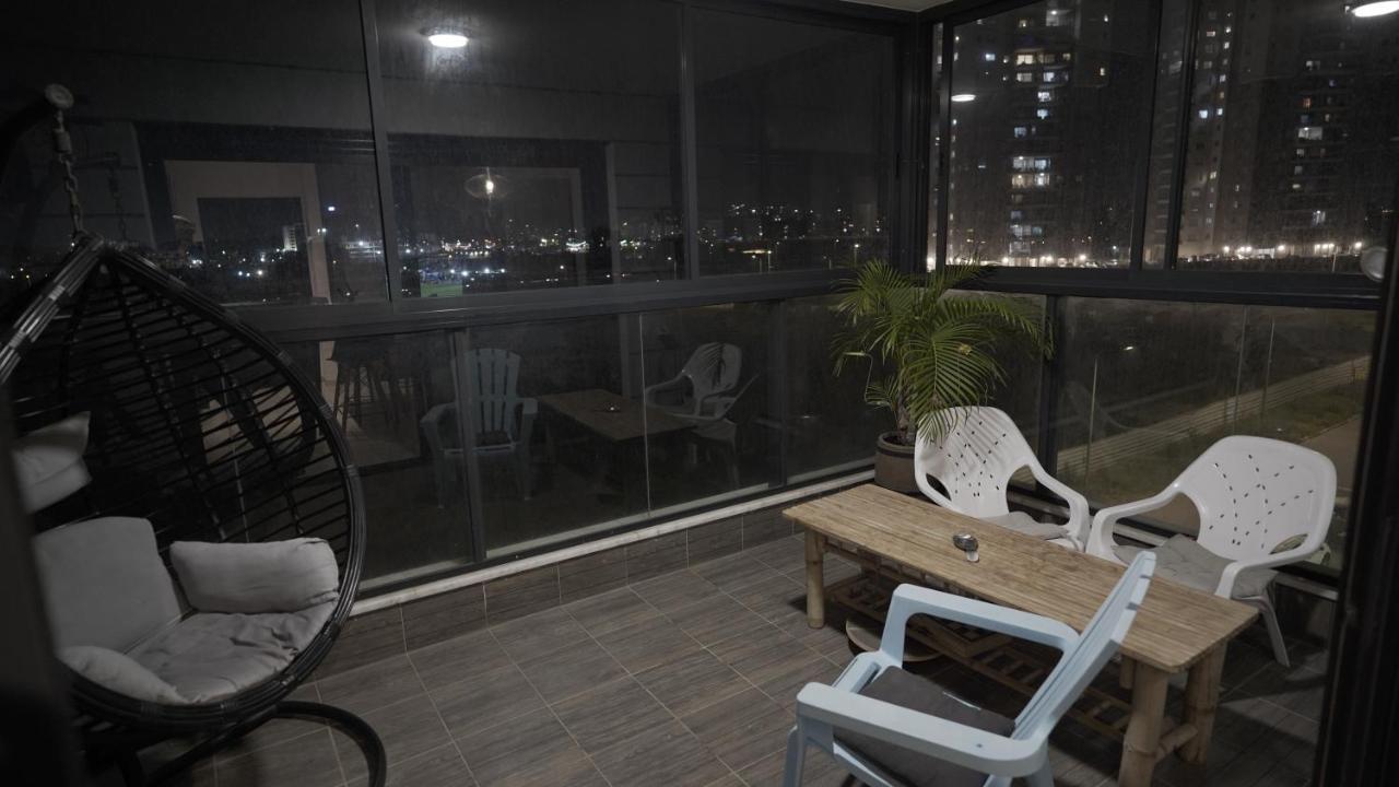 Beauty Apartment 3 Rooms Wi-Fi Нетанья Екстер'єр фото