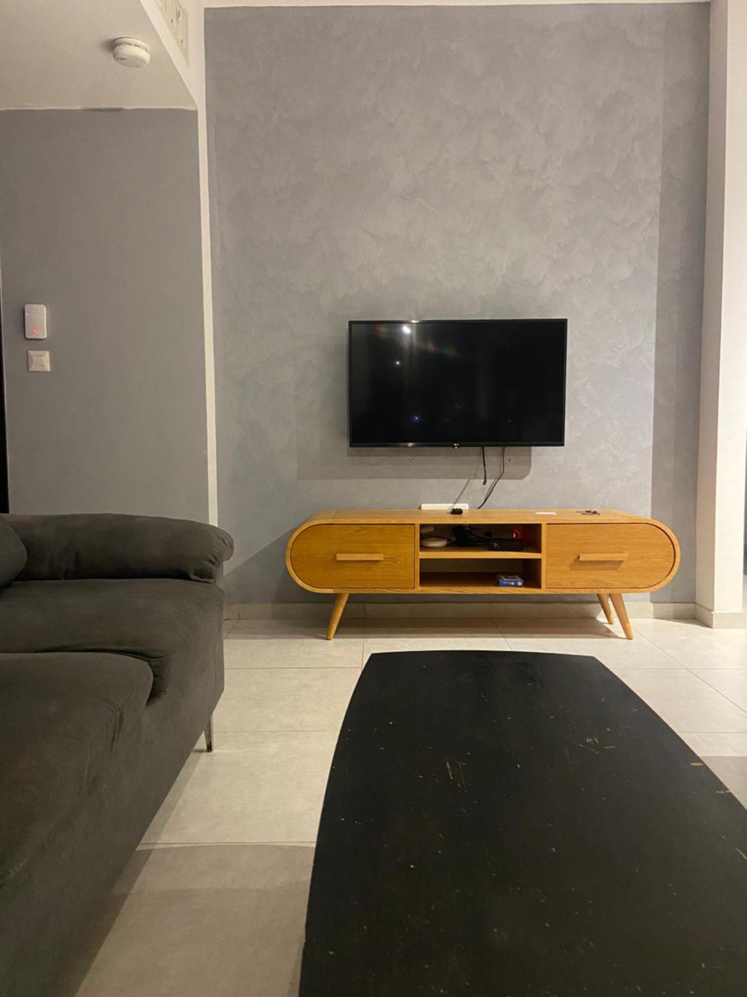 Beauty Apartment 3 Rooms Wi-Fi Нетанья Екстер'єр фото